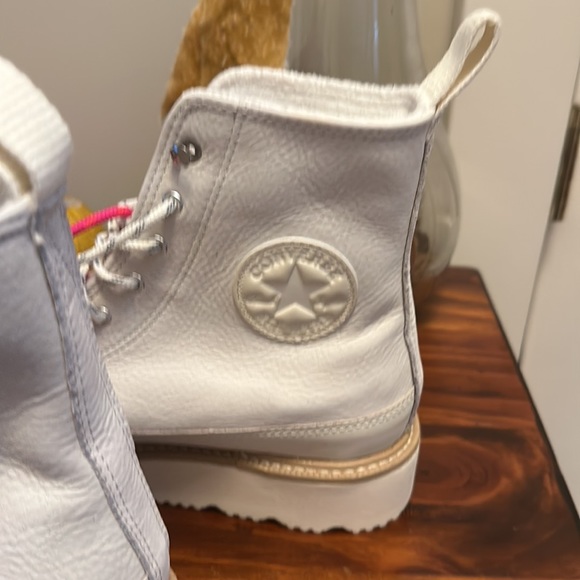 Converse Unisex Chuck Taylor® Crafted Boot in Egret - Picture 11 of 16